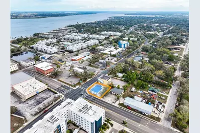 904 7th Avenue E, Bradenton, FL 34208 - Photo 5