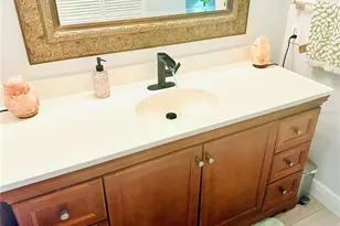 5061 Barrington Cir, Sarasota, FL 34234 - Photo 25