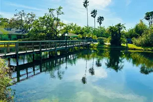 5061 Barrington Cir, Sarasota, FL 34234 - Photo 39