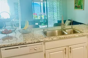 5061 Barrington Cir, Sarasota, FL 34234 - Photo 7