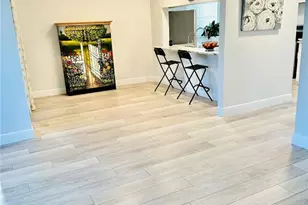 5061 Barrington Cir, Sarasota, FL 34234 - Photo 15