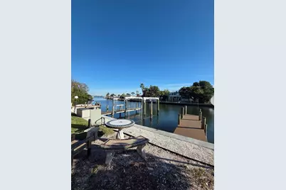 10215 Manatee Avenue W #1, Bradenton, FL 34209 - Photo 7