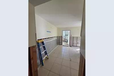 10215 Manatee Avenue W #1, Bradenton, FL 34209 - Photo 9