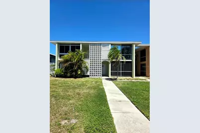 10215 Manatee Avenue W #1, Bradenton, FL 34209 - Photo 1