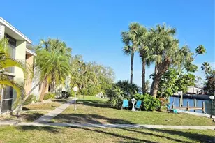 10215 Manatee Ave W, Bradenton, FL 34209 - Photo 11