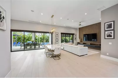 2314 Prospect Street, Sarasota, FL 34239 - Photo 3