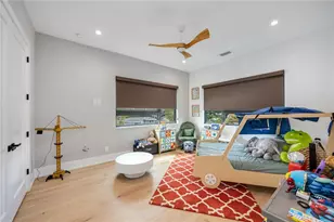 2314 Prospect St, Sarasota, FL 34239 - Photo 15