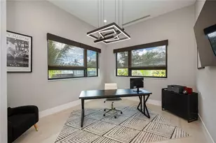 2314 Prospect St, Sarasota, FL 34239 - Photo 11
