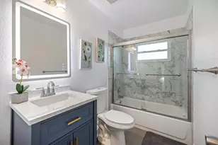 432 Country Club Dr, Oldsmar, FL 34677 - Photo 33