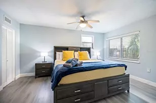 432 Country Club Dr, Oldsmar, FL 34677 - Photo 23