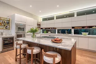 1731 Cunliff Ln, Sarasota, FL 34239 - Photo 23