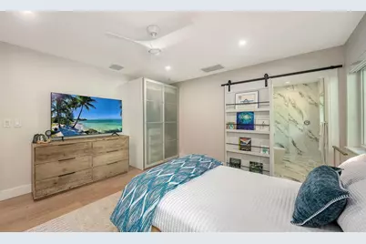 1731 Cunliff Lane, Sarasota, FL 34239 - Photo 33