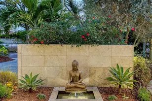 1731 Cunliff Ln, Sarasota, FL 34239 - Photo 7