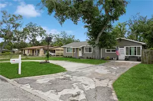 1813 5th St W, Palmetto, FL 34221 - Photo 35