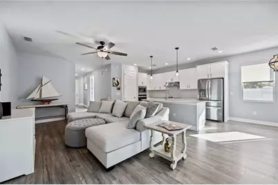 3926 Sunshine Pine Avenue, Bradenton, FL 34203 - Photo 11