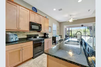 5009 Lake Overlook Avenue, Bradenton, FL 34208 - Photo 15