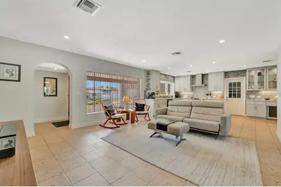 5403 Palmetto Point Drive, Palmetto, FL 34221 - Photo 11