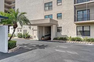 1001 Benjamin Franklin Dr, Sarasota, FL 34236 - Photo 45