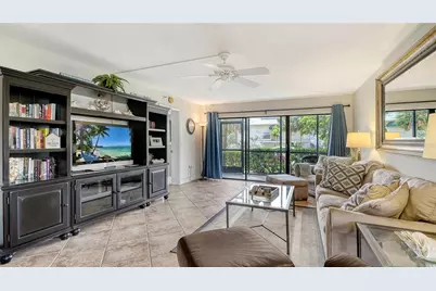 1001 Benjamin Franklin Drive #110, Sarasota, FL 34236 - Photo 11