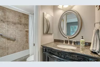 1001 Benjamin Franklin Drive #110, Sarasota, FL 34236 - Photo 25