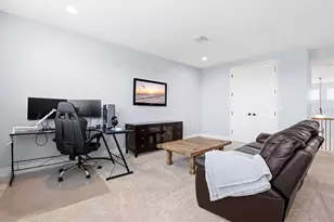 6152 Lungo Lago Dr, Sarasota, FL 34241 - Photo 45