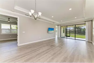 5220 Barnett Circle, Bradenton, FL 34211 - Photo 5