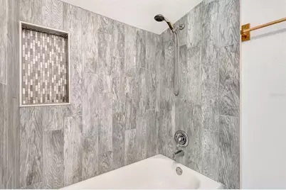 3016 17th Street E, Bradenton, FL 34208 - Photo 7