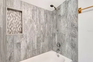 3016 17th St E, Bradenton, FL 34208 - Photo 7