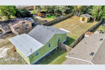 3016 17th Street E, Bradenton, FL 34208 - Photo 9