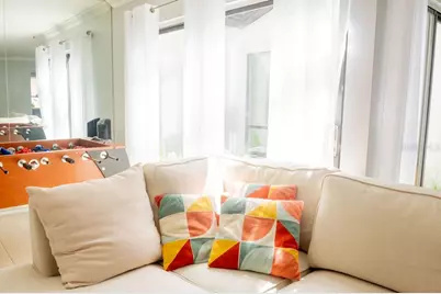 3724 Glen Oaks Manor Drive, Sarasota, FL 34232 - Photo 13