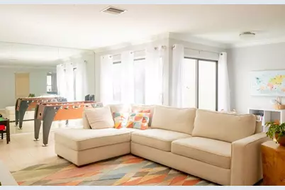 3724 Glen Oaks Manor Drive, Sarasota, FL 34232 - Photo 11