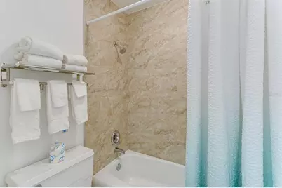 7150 N Tamiami Trail #S-612, Sarasota, FL 34243 - Photo 9