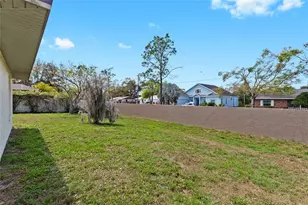 6524 67th Ct E, Bradenton, FL 34203 - Photo 17