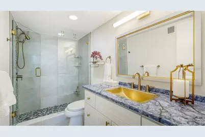 101 S Gulfstream Avenue #15B, Sarasota, FL 34236 - Photo 21