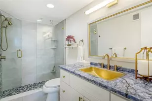 101 S Gulfstream Ave, Sarasota, FL 34236 - Photo 21