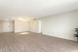 101 S Gulfstream Ave, Sarasota, FL 34236 - Photo 11