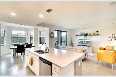 17510 Gawthrop Drive #206, Bradenton, FL 34211 - Photo 3