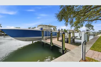 7637 Cove Terrace, Sarasota, FL 34231 - Photo 51