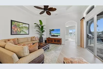 7637 Cove Terrace, Sarasota, FL 34231 - Photo 15