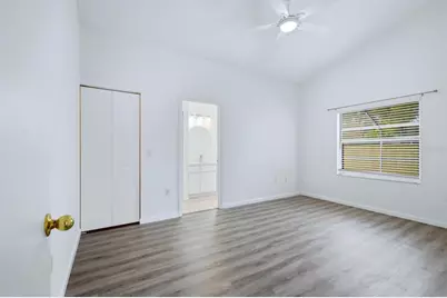 1077 N Jefferson Avenue, Sarasota, FL 34237 - Photo 17