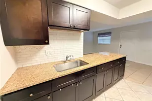 4507 3rd St Cir W, Bradenton, FL 34207 - Photo 3