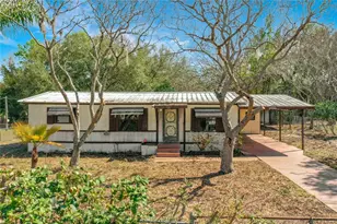 36700 Daisy Ln, Fruitland Park, FL 34731 - Photo 1