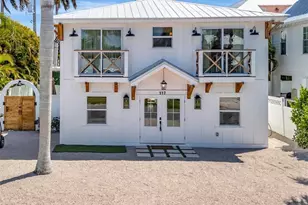 117 81st St, Holmes Beach, FL 34217 - Photo 1