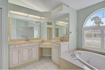 2102 Tequesta Trail, Nokomis, FL 34275 - Photo 23