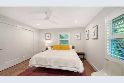 1661 S Jefferson Avenue, Sarasota, FL 34239 - Photo 51