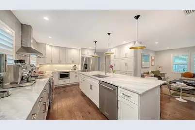 1661 S Jefferson Avenue, Sarasota, FL 34239 - Photo 33