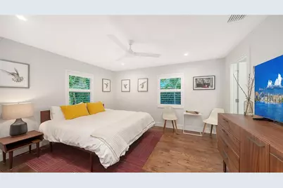 1661 S Jefferson Avenue, Sarasota, FL 34239 - Photo 47