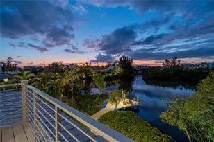 316 Hammock Cir, Anna Maria, FL 34216 - Photo 21
