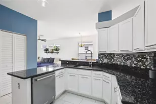 7164 Spikerush Ct, Lakewood Ranch, FL 34202 - Photo 13