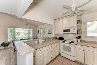 4725 Gulf Of Mexico Drive #309, Longboat Key, FL 34228 - Photo 3